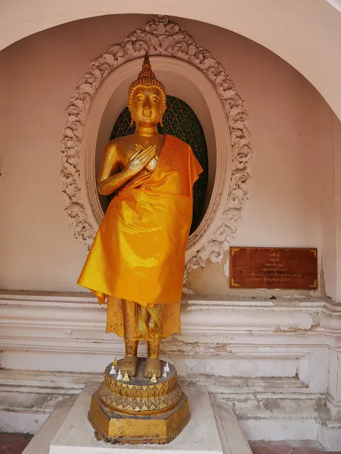 พระประจำวันเกิดวันศุกร์ ปางรำพึง
