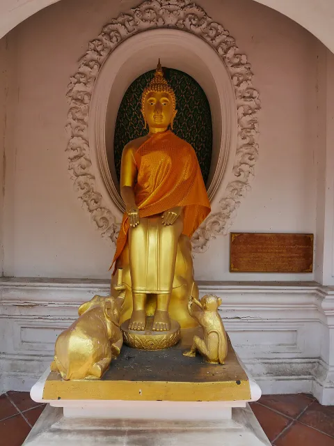 พระประจำวันเกิดวันพุธกลางคืน ปางป่าเลไลยก์