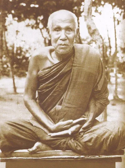 พระครูวิเวกพุทธกิจ